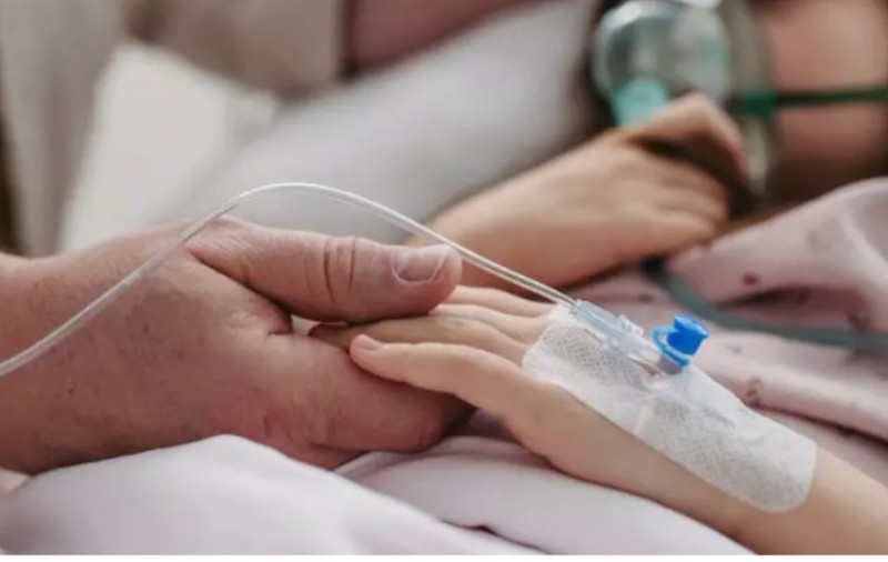 Moartea unei fete de 11 ani de la Spitalul Județean Vâlcea, după un simplu diagnostic de gripă, ridică semne de întrebare. FACIAS cere o anchetă