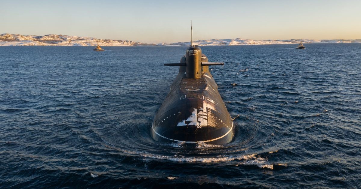 submarin cu propulsie nucleară în golf