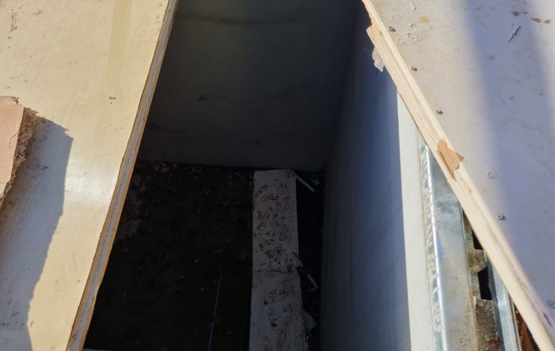 Un copil a căzut într-o groapă săpată pentru a deveni „pubelă îngropată”, anunță viceprimarul sectorului 3. Șantierul se află lângă un parc