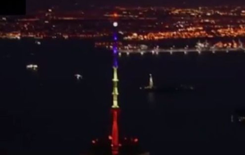 Gafă de zile mari la New York. Au greşit culorile steagului Belgiei, după atentate | VIDEO
