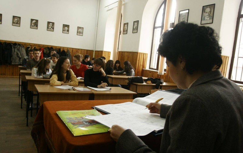 EVALUARE NAŢIONALĂ 2014. Ministerul Educaţiei DĂ RĂSPUNS PĂRINŢILOR NEMULŢUMIŢI de subiectul la ROMÂNĂ 