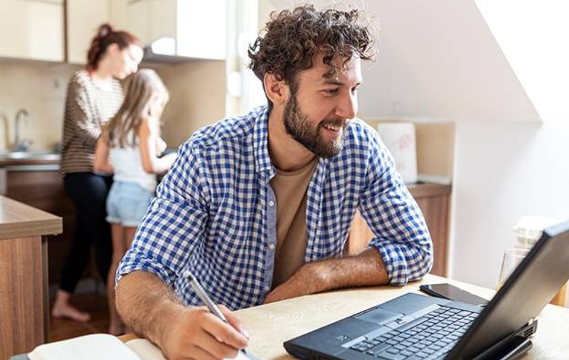 (Publicitate) Laptopul tău… perfect! Înlocuiește componentele uzate