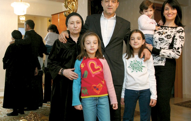 Gigi se mută la ţară