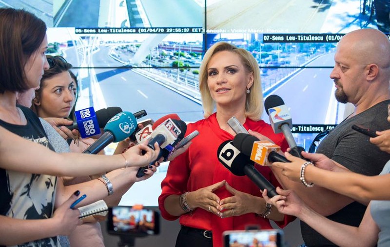 Firea a inaugurat Centrul de Management al Traficului; În zonele în care există parcări publice sau private nu va mai fi permisă parcarea gratuită