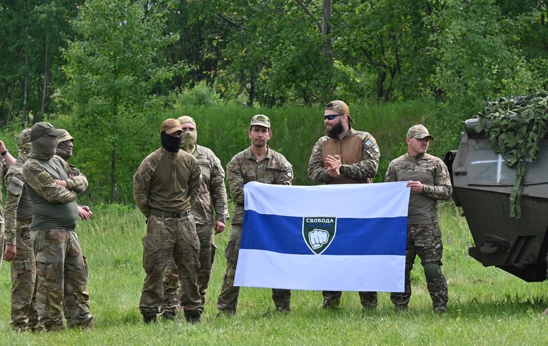 Confruntări armate în regiunea rusă Kursk. Combatanţii pro-Kiev vor „să elibereze regiunile ruse"