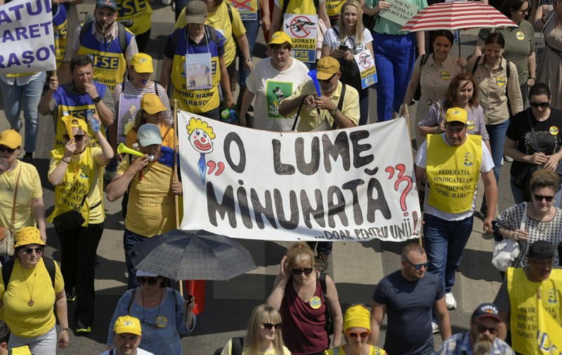 Cealaltă față a grevei. Părinții care nu sunt de acord cu profesorii: „Copiii care termină sunt generația pandemiei și a grevei, încheiați-le mediile măcar”