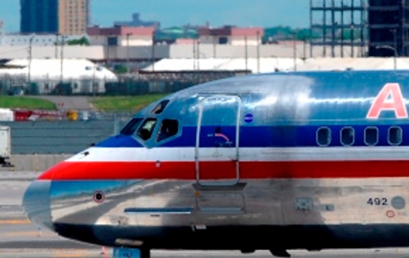 Un avion american a aterizat de urgenţă la New York