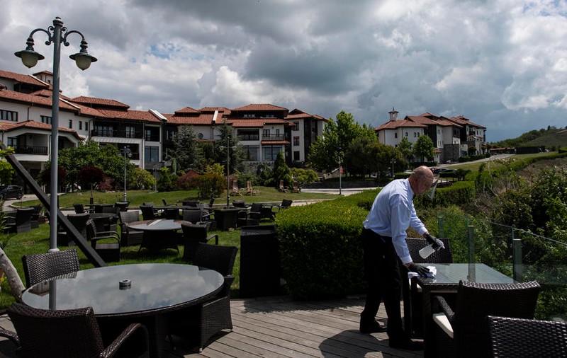 Refugiații ucraineni vor fi mutați din hotelurile de pe litoralul din Bulgaria, înainte de sezonul estival