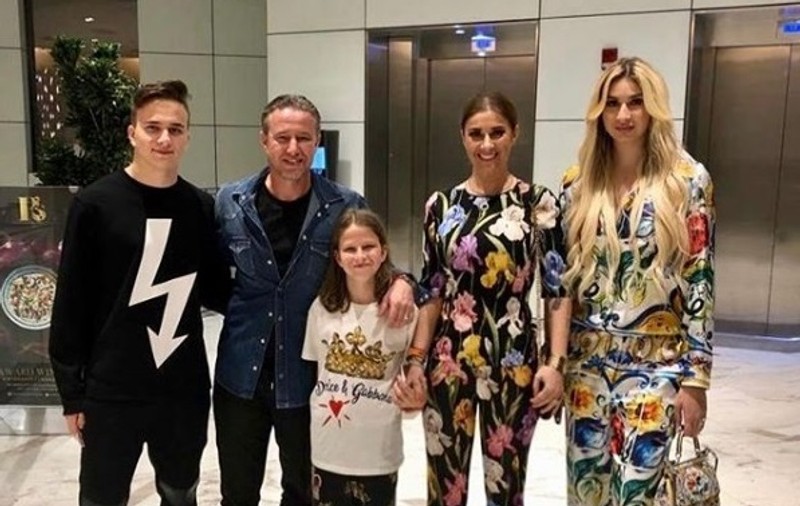 Luca Reghecampf rupe tăcerea despre afacerea pe care o are cu Corina, iubita tatălui. „Amândoi avem idei, amândoi muncim”