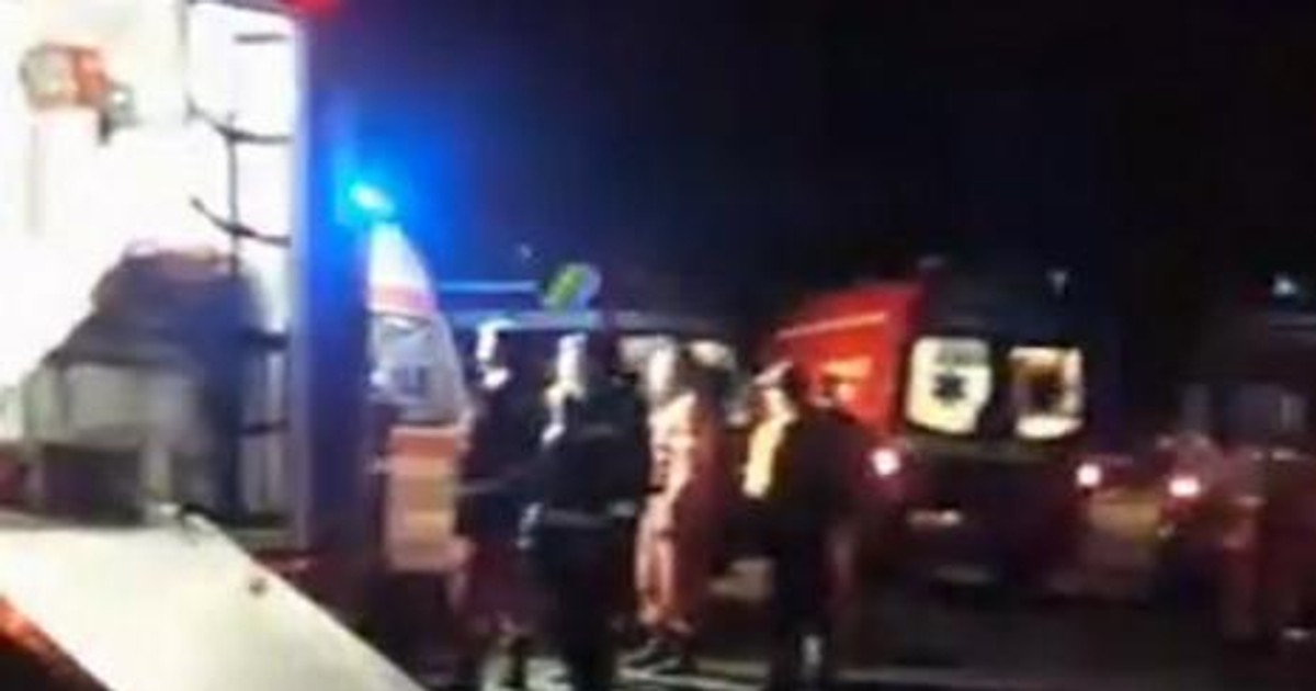 Explozie la stația de încărcare a buteliilor din Ștei. Zece persoane rănite, a fost activat planul roșu de intervenție