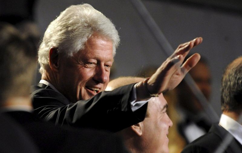 Bill Clinton, membru de onoare al frăţiei negrilor