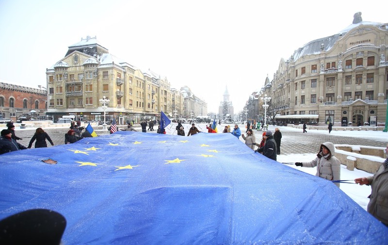 Lovită și de Italia, UE își pune speranțele în România. Ce cred românii despre viitorul Uniunii