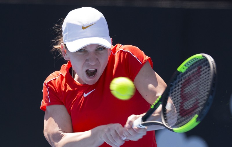 Simona Halep a fost pusă la zid, după primul meci din 2019: ”E în derută, orbecăie în întuneric!”