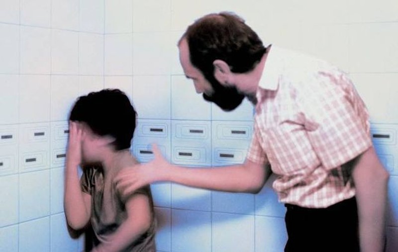 Vrancea a ajuns IADUL COPIILOR! Statistica durerii: 774 de copii au fost bătuți, înfometați și molestați