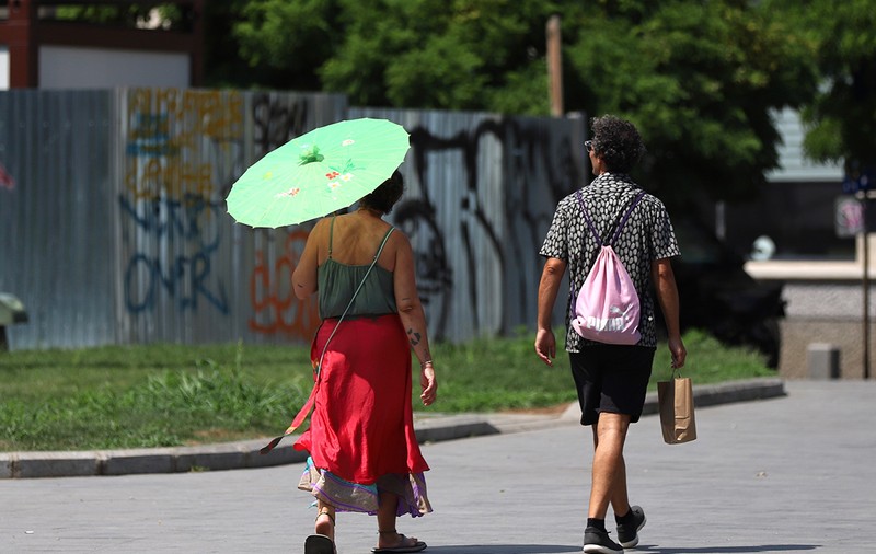 Zonele afectate de caniculă se extind. Cod portocaliu în sudul țării. Cum va fi vremea la București | HARTĂ