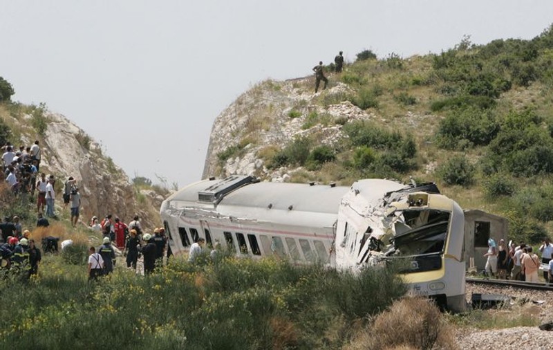 6 morţi şi peste 40 de răniţi, după ce un tren a deraiat în Croaţia