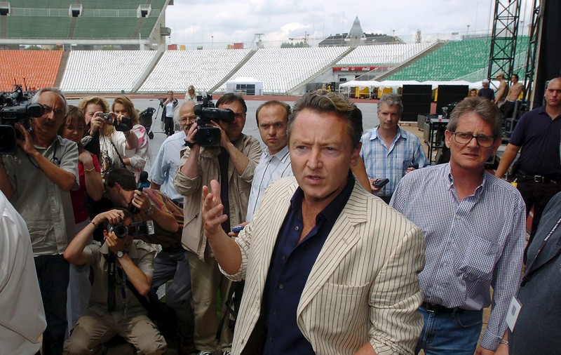 Cunoscutul dansator irlandez Michael Flatley, creatorul spectacolului „Lord of the Dance”, a fost diagnosticat cu o formă agresivă de cancer