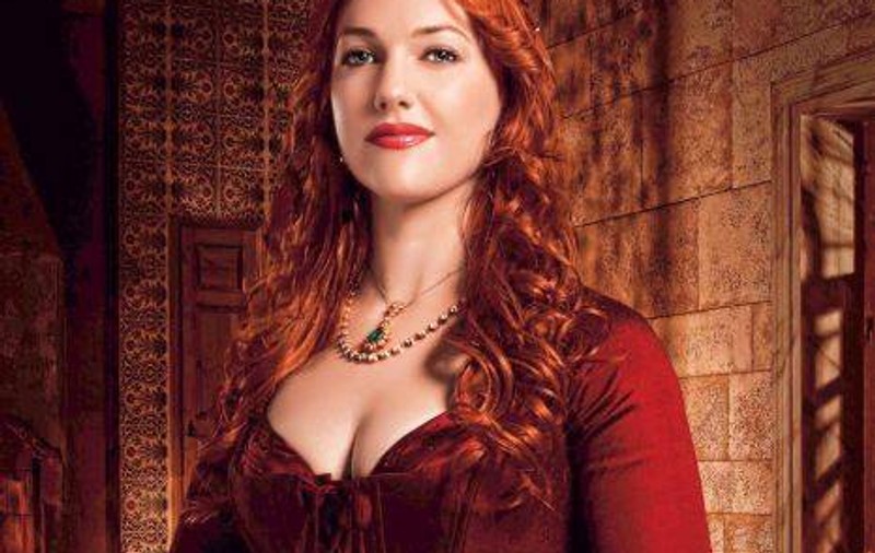 Meryem Uzerli, sultana Hurrem din "Suleyman Magnificul", se MĂRITĂ