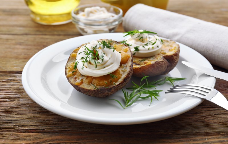 Minuni din cartofi. Mănâncă delicios și ieftin în 20 de minute