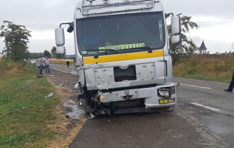 Fetiţă de nouă ani, decedată într-un accident rutier provocat de mama sa