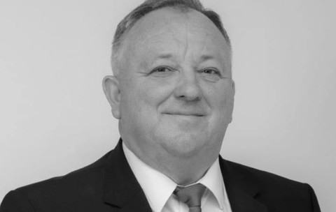 Damian Diniș, primarul unei comune din Hunedoara, și-a pierdut viața într-un tragic incident cu tractorul