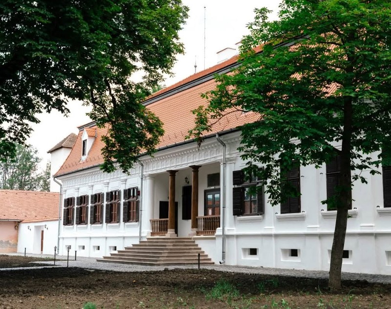 Castelul Mikó din Olteni, Covasna, replica transilvăneană a Palatului Élysée din Paris, restaurat și redat circuitului turistic cu ajutorul fondurilor europene