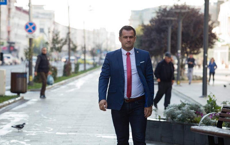 Primarul din Bacău vrea referendum local pentru impunerea restricțiilor suplimentare împotriva răspândirii COVID-19