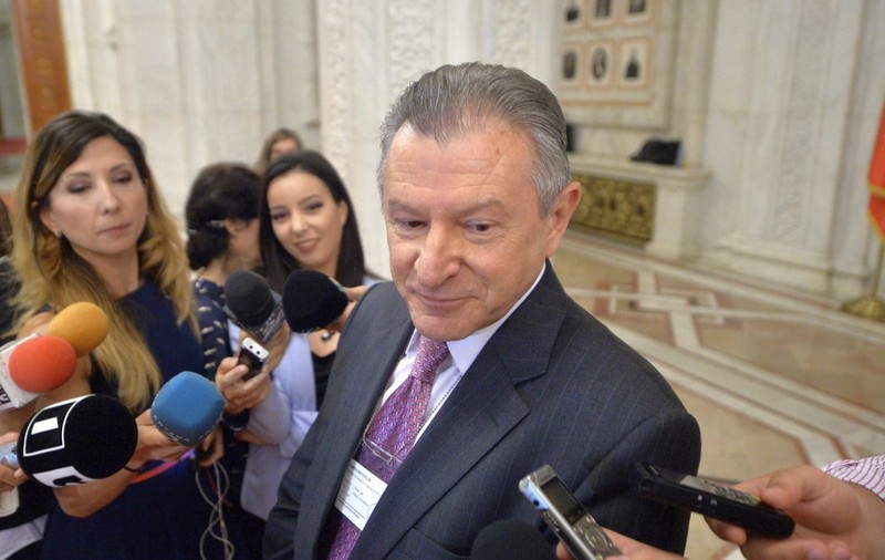 PNL o poate lua pe calea cimitirului politicii ca PNŢCD, spune Radu Berceanu: „Bolojan a fost un fel de Margaret Thatcher”