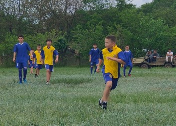 Vladislav, fratele lui Iaroslav, și visul de a deveni fotbalist