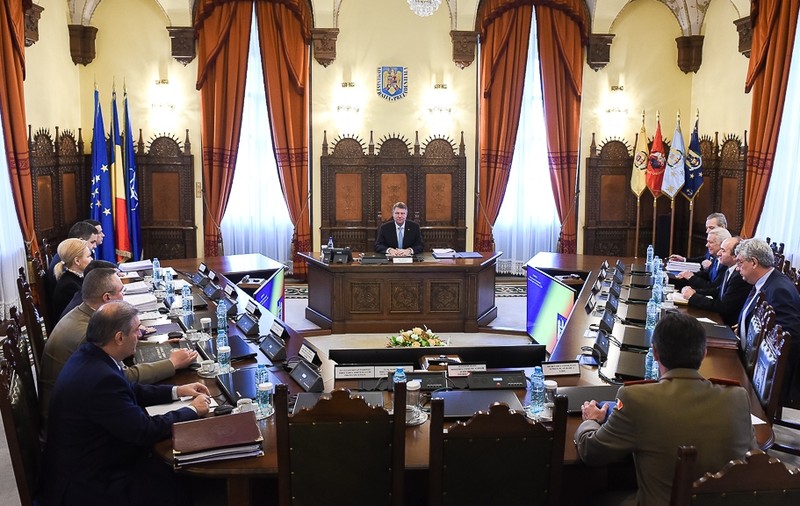 UPDATE. CSAT a aprobat participarea României la iniţiativa UE în domeniul apărării
