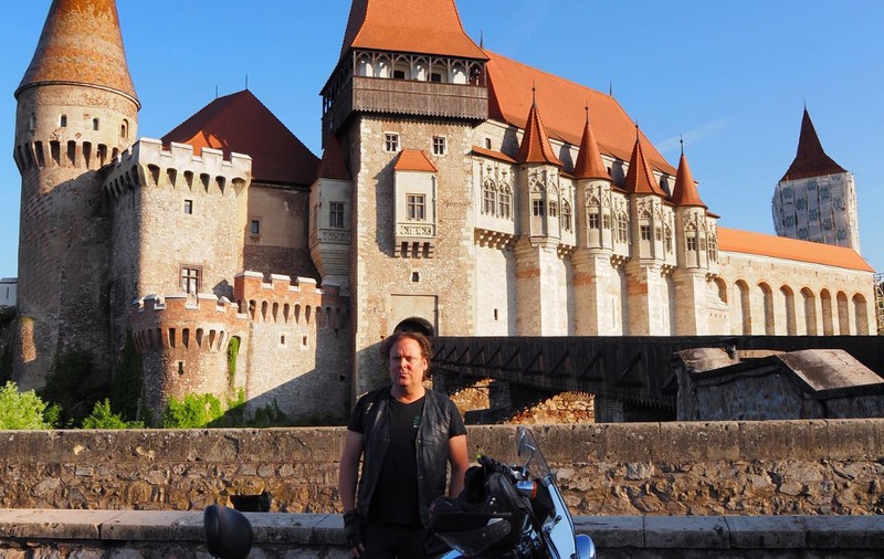 EXCLUSIV. Cum vrea România să atragă turiști britanici în stațiunile balneare: promovare pe BBC, toate clipurile sunt produse de Charlie Ottley