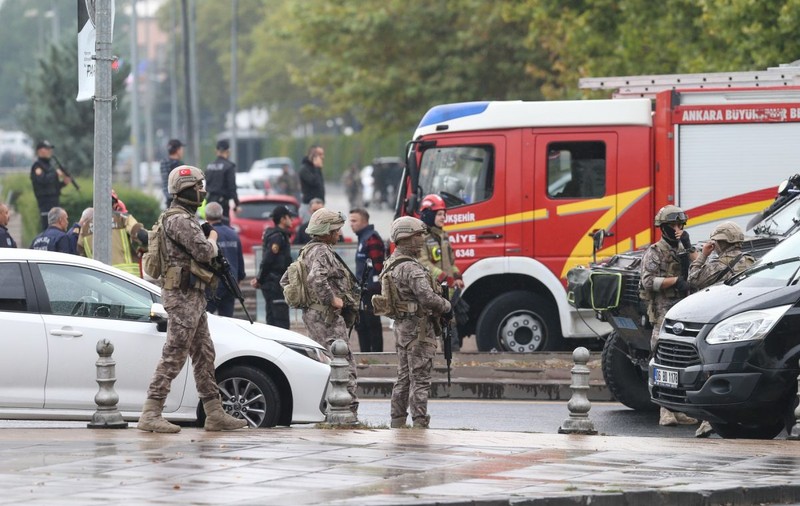 Zeci de persoane au fost reținute în Turcia, după atacul cu bombă de la Ankara