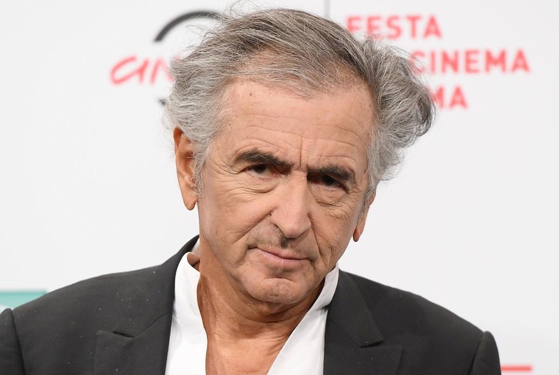 Bernard-Henri Levy este o figură influentă în politica, filosofia și literatura din Franța. Foto: EPA