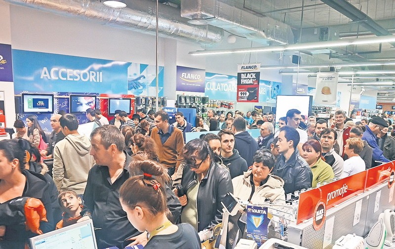 Se fură startul de Black Friday