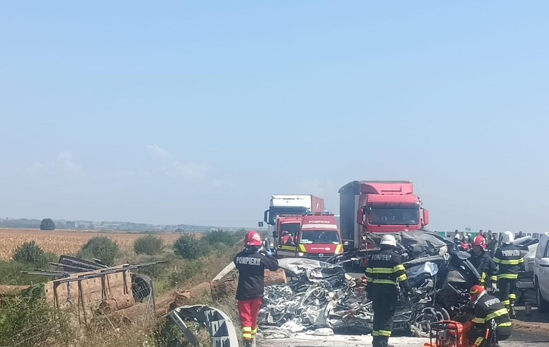 Un diplomat ungar a murit pe autostrada Timișoara-Lugoj. O mașină a Consulatului Ungariei la București, implicată într-un accident grav