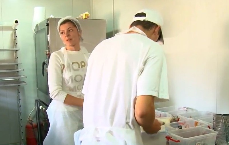 Pizzeria de la sat, rețeta succesului în Botoșani. Cum și-a deschis o tânără o afacere prosperă