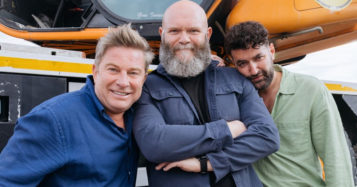 Pavel Bartoș, Darko Peric și Smiley la filmările pentru „Vacanță All-Inclusive”