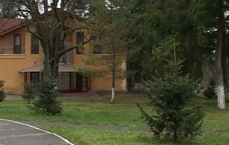 Incendiu la fosta casă de vânătoare a lui Ceaușescu