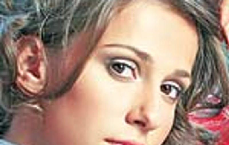 Dana Rogoz, ofertata de o revista din Mexic