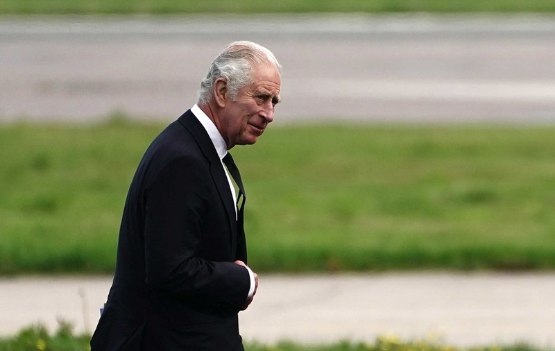 Cum se simte regele Charles după operația de prostată. Anunțul reginei Camilla, care și-a vizitat soțul de 3 ori în două zile