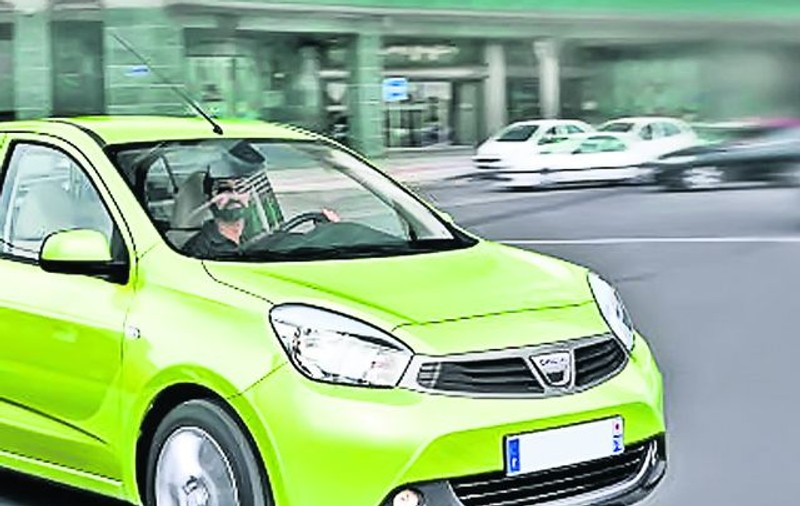«Mini-Dacia» se va vinde cu 5.000 €