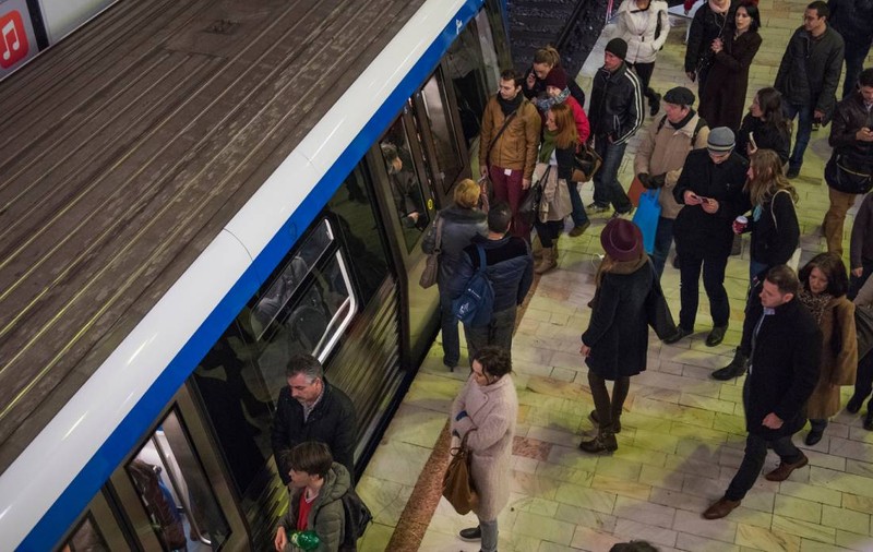 Avarie la metrou, pe Magistrala 2, între Tineretului și Eroii Revoluției: circulația a fost afectată