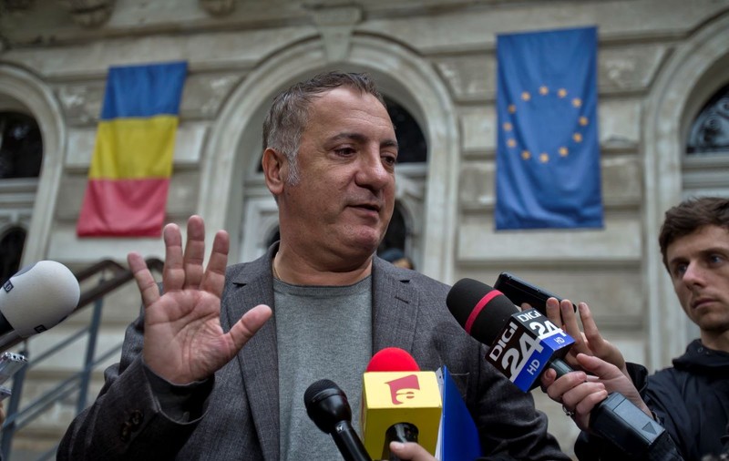 Cătălin Dancu, avocatul vedetelor, trimis în judecată de DNA. Ar fi convins un subcomisar să îi ofere informații secrete