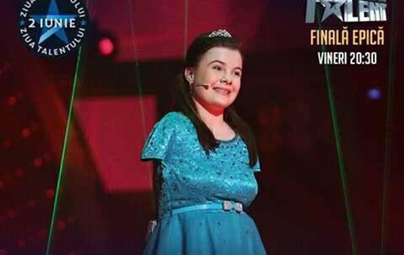 Ce a făcut Lorelai Moșneguțu, fata fără mâini care cântă la pian, înainte de finala Românii au talent. Ce le-a împărțit prietenilor dragi