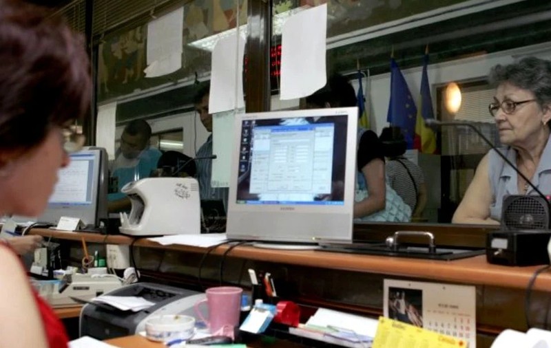 Șomajul tehnic la bugetari s-a împotmolit. Măsura vizează doar 100.000 de angajați din cei 1,2 milioane care lucrează la stat