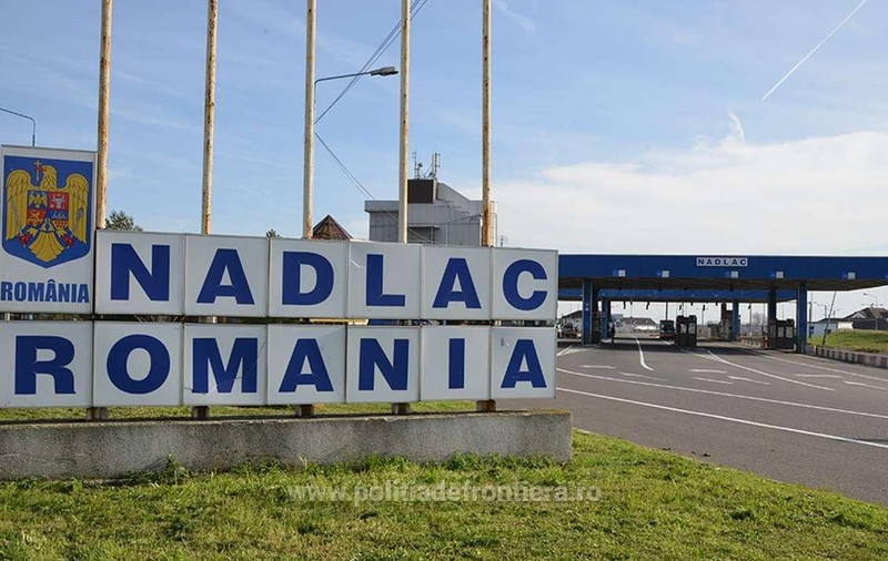 Centru de vaccinare în vamă pentru românii din diaspora. „Unii nici nu vor să intre în țară, ci doar să se vaccineze”