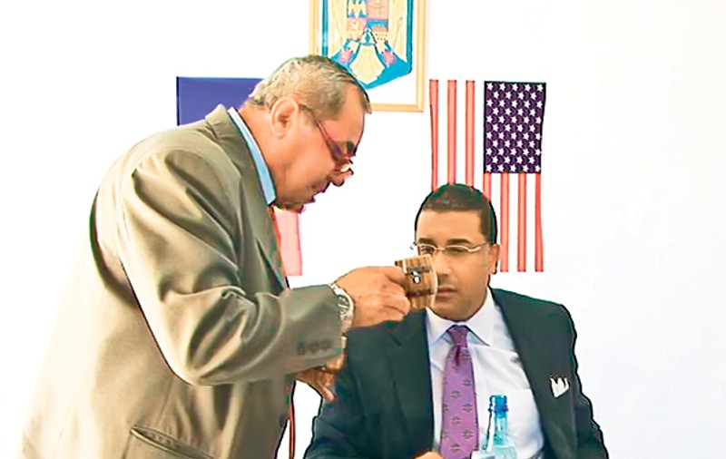 Model de ospitalitate oltenească la Deveselu: vin americanii! Scoateţi ţuica!