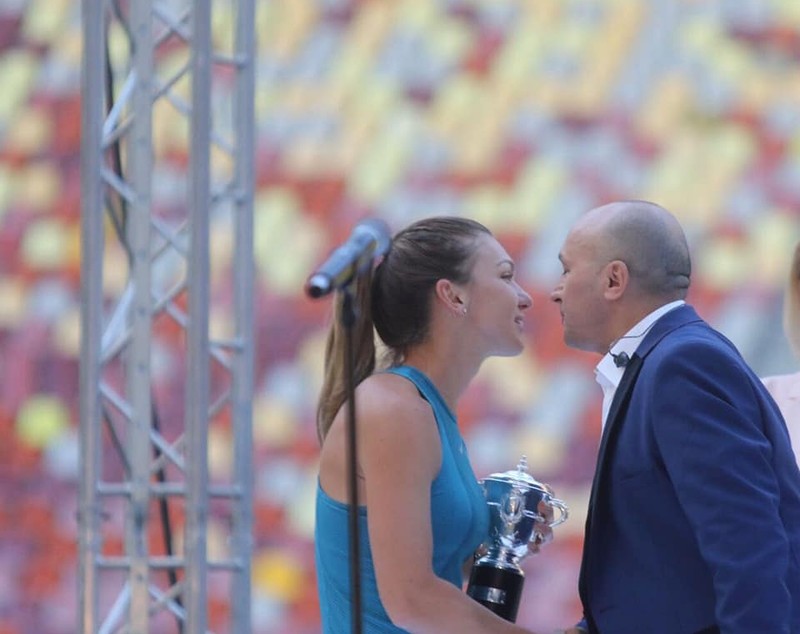 Ce spune Marcel Pavel după ce i-a cântat Simonei Halep la Arena Națională | FOTO