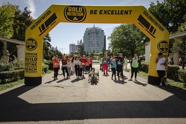George Baltă filmează un maraton în Parcul Herăstrău din București