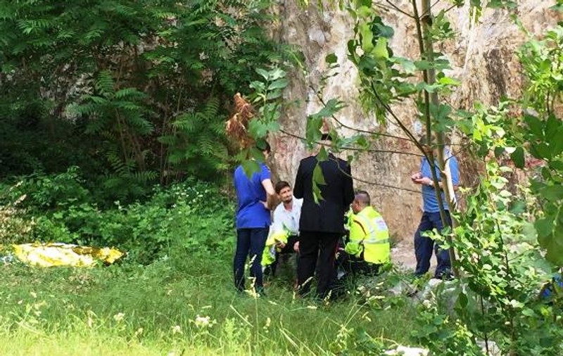 Un student român de 19 ani a fost găsit mort în Brescia, la poalele unui perete de cățărare. Accident sau sinucidere?
